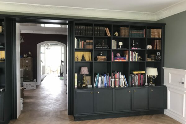 14 indbygget reol sort